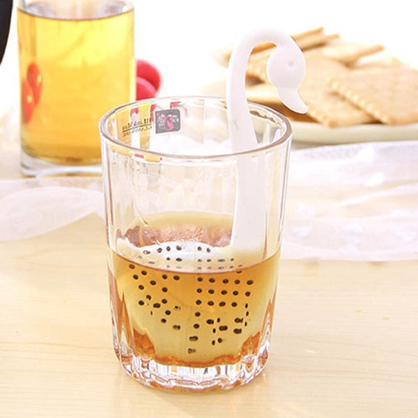 1 PCS Kitchen Supplies Tea Strainer Non-toxic Strawberry Shape Silicone Tea Infuser Tea Bag Teapot Accessory